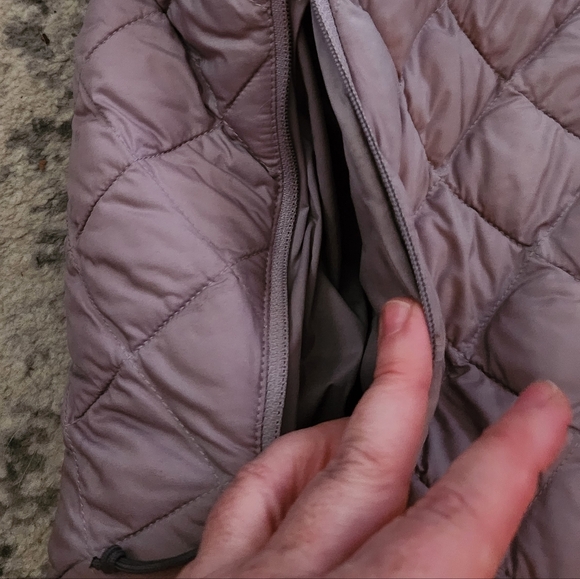 North Face Quilted Coat - Picture 5 of 11